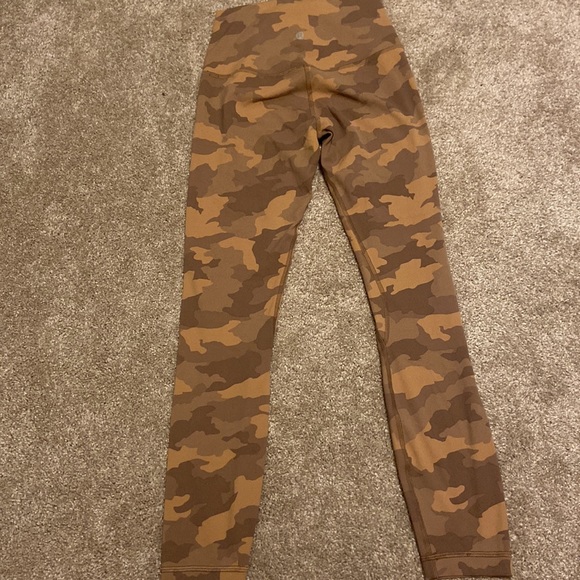 Lululemon align pants - Picture 2 of 3